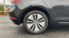 Volkswagen Golf 99kW e-Golf 35kWh 5dr Auto Electric Hatchback